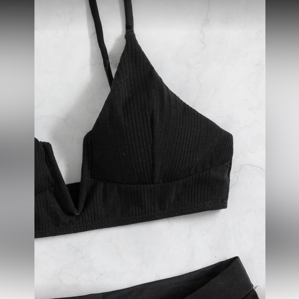 Black Bikini Set - Picture 3 of 4